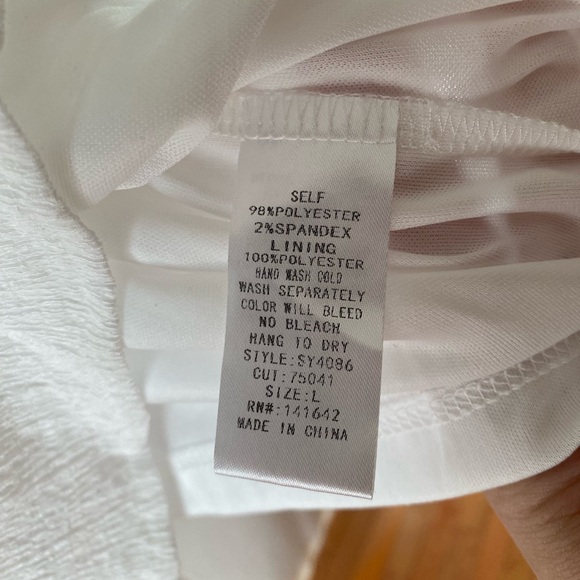 She + Sky White V-Neck Tiered Cutout Back Dress - Picture 5 of 6